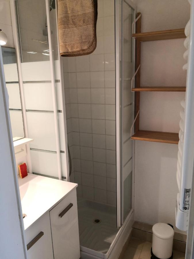 Studio A Hyeres Port - Proche De Toutes Commodites Экстерьер фото