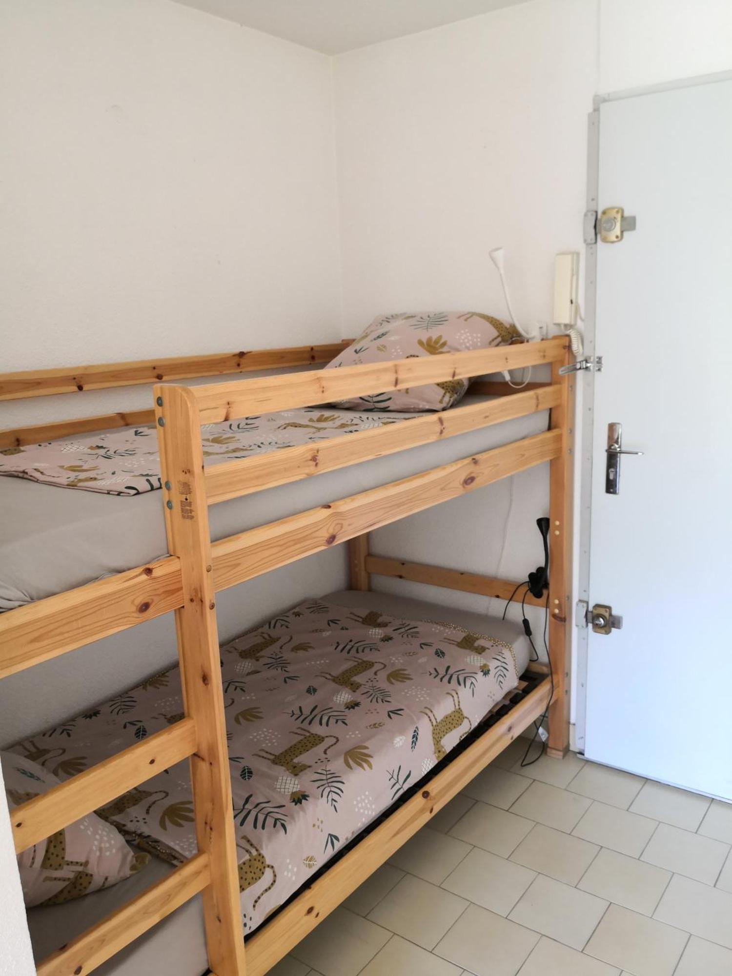 Studio A Hyeres Port - Proche De Toutes Commodites Экстерьер фото